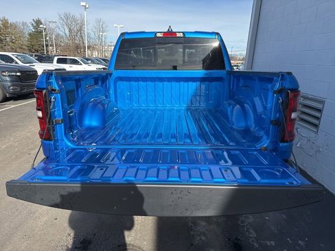 New 2026 RAM 1500 4x4 Crew Cab image 38