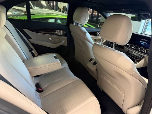 Used 2022 Mercedes-Benz E 350 Sedan image 16
