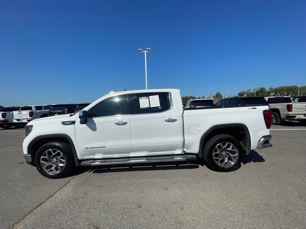 Used 2026 GMC Sierra 1500 SLT w/ SLT Premium Package AWD/4WD image 11