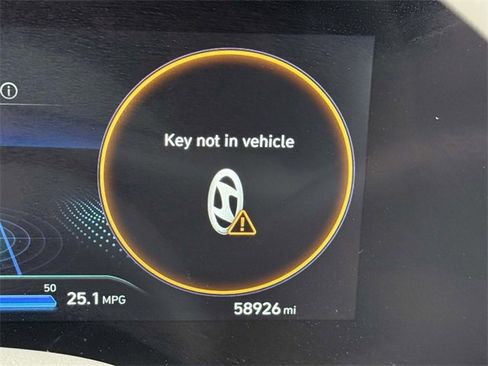 Used 2024 Hyundai Elantra SEL image 23