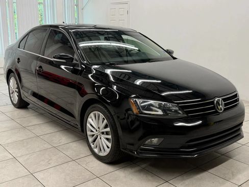Used 2016 Volkswagen Jetta SEL w/ Lighting Package FWD image 1