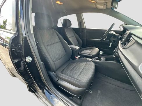 Used 2018 Kia Rio S FWD image 27