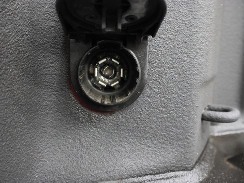 Used 2023 Chevrolet Silverado 3500 High Country image 35