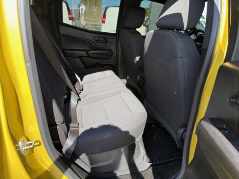 Used 2024 Chevrolet Colorado Trail Boss w/ Advanced Trailering Package image 12