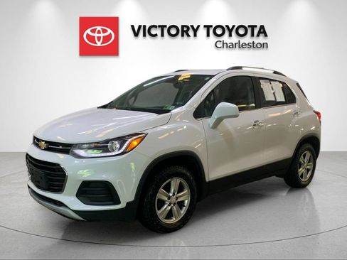 Used 2021 Chevrolet Equinox LT FWD image 1
