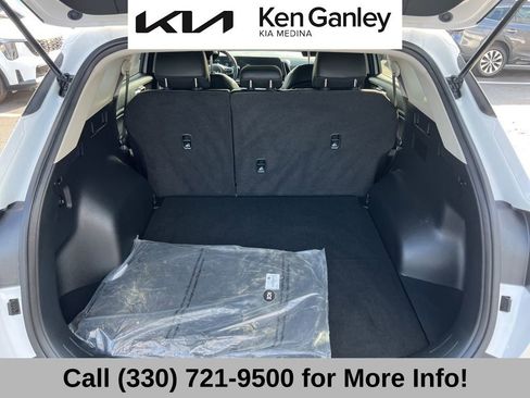 Certified 2025 Kia Sportage EX image 53