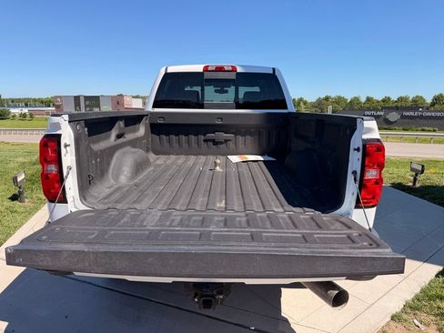 Used 2019 Chevrolet Silverado 2500 LT w/ Custom Sport Edition AWD/4WD image 30