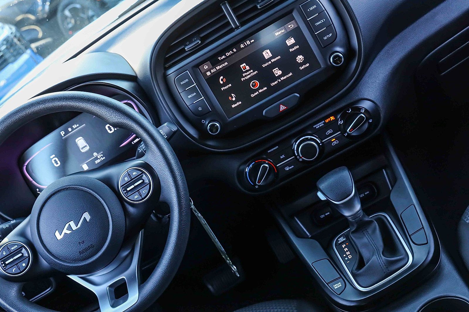 Certified 2025 Kia Soul LX w/ LX Technology Package FWD image 19