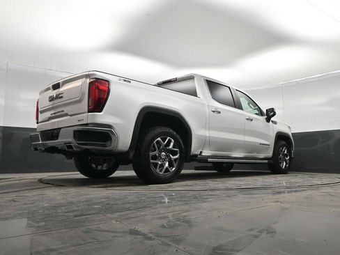 Used 2023 GMC Sierra 1500 SLT w/ SLT Premium Package image 39