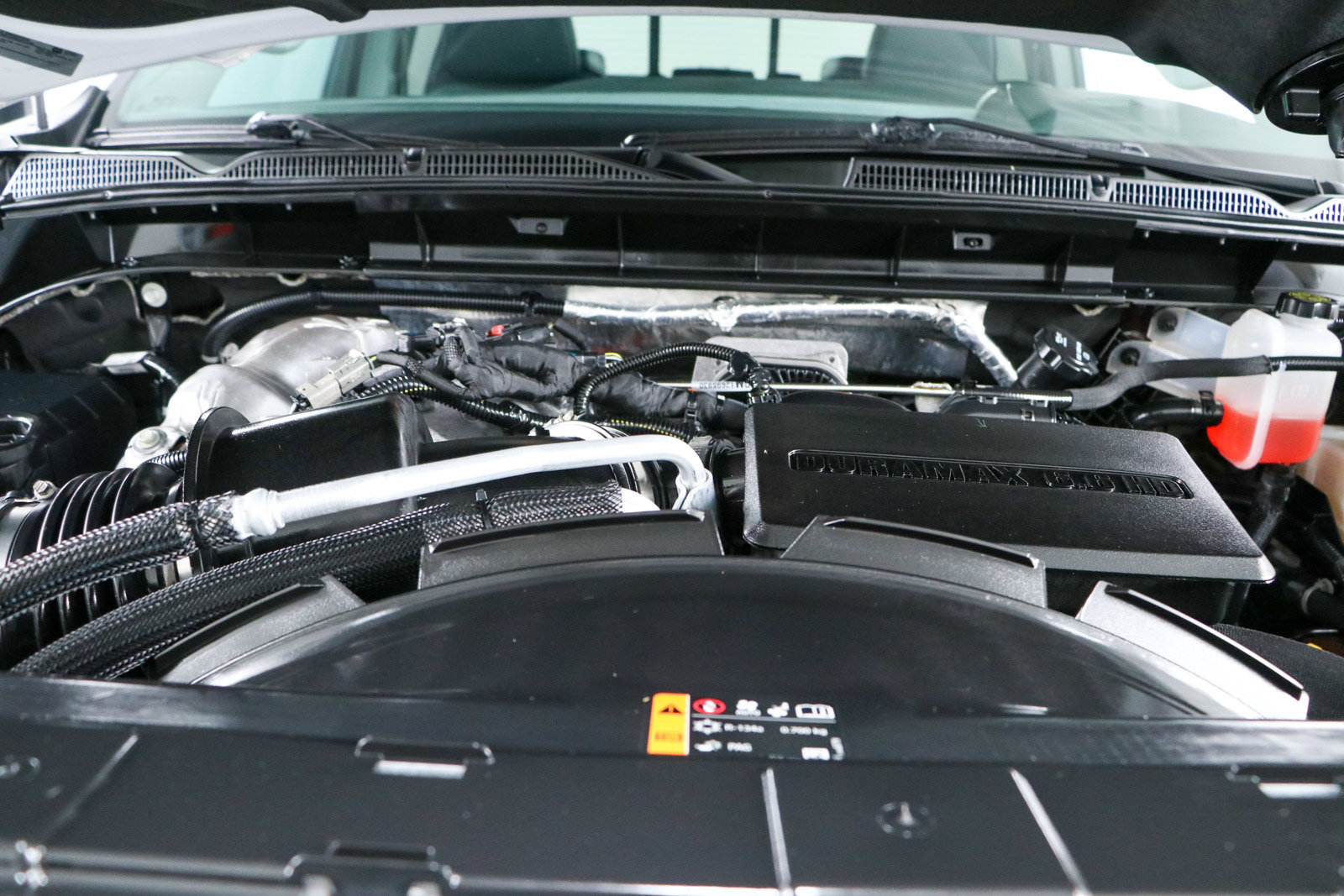 Used 2025 GMC Sierra 3500 Denali AWD/4WD image 33