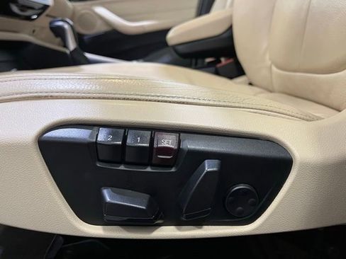 Used 2018 BMW X1 xDrive28i image 15