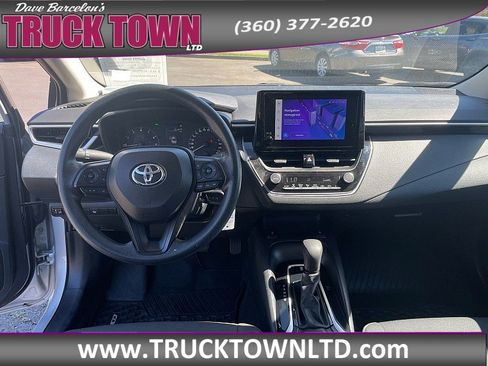 Used 2023 Toyota Corolla LE FWD image 15