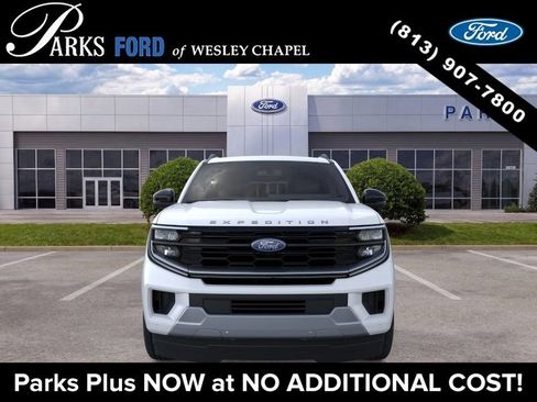 New 2026 Ford Expedition Platinum w/ Platinum Ultimate Package AWD/4WD image 6