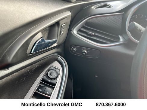 Used 2022 Chevrolet Malibu LT image 15