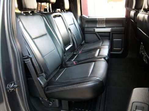 Used 2017 Ford F250 Lariat w/ Lariat Ultimate Package AWD/4WD image 47