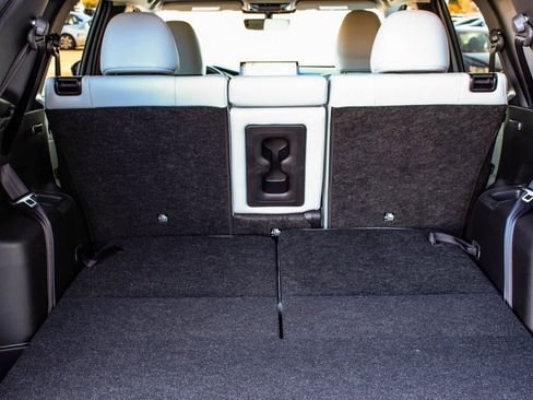 New 2025 Mitsubishi Outlander SE image 45