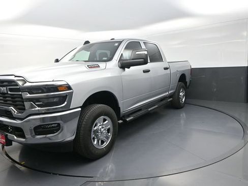 Used 2026 RAM 2500 Tradesman AWD/4WD image 45