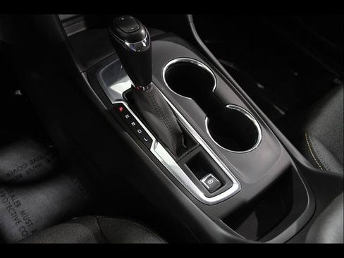 Used 2019 Chevrolet Equinox LT FWD image 16