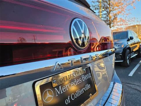 Used 2024 Volkswagen Atlas SEL Premium R-Line image 4