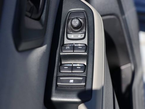 Certified 2025 Subaru Forester AWD/4WD image 12