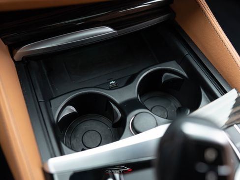 Used 2019 BMW M550i xDrive image 36