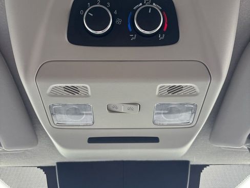 Used 2023 Ford Transit 350 XLT image 57