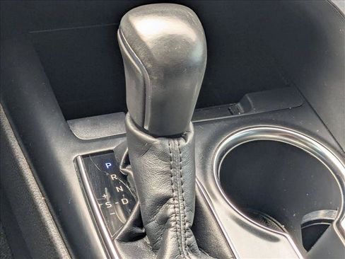 Used 2018 Toyota Camry XSE image 12