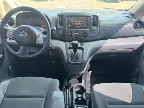 Used 2015 Nissan NV200 SV w/ Back Door Glass Package FWD image 27