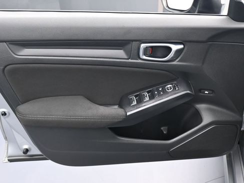 Used 2022 Honda Civic LX image 12