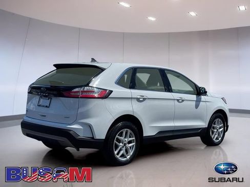 Used 2024 Ford Edge SEL AWD/4WD image 4