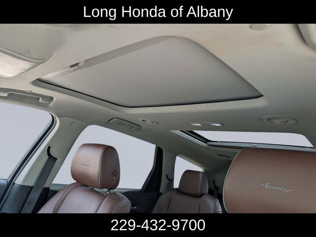 Used 2019 Buick Enclave Avenir w/ Avenir Technology Package FWD image 16