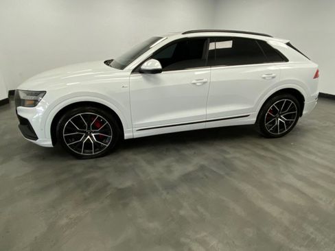 Used 2019 Audi Q8 Prestige AWD/4WD image 3