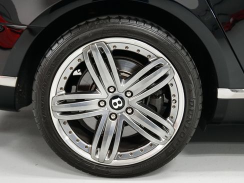Used 2013 Bentley Mulsanne image 11