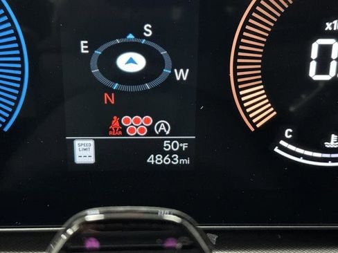 Used 2024 Hyundai Santa Fe XRT image 6