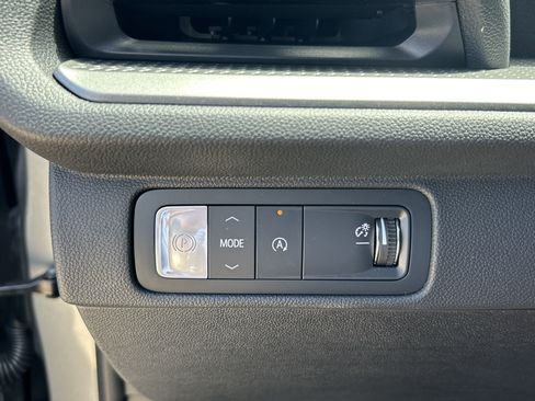 New 2026 Chevrolet Traverse LT w/ Sun and Wheel Package image 26