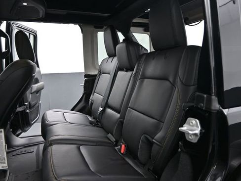 New 2025 Jeep Wrangler Unlimited Rubicon 392 image 15