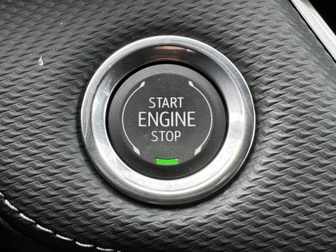 Used 2026 Chevrolet Equinox LT FWD image 22