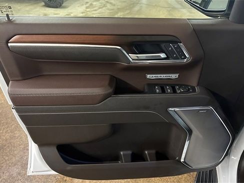 Used 2024 GMC Sierra 2500 SLE w/ SLE Convenience Package image 20