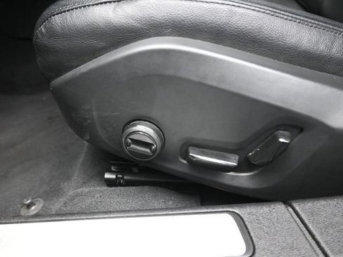 Used 2024 Volvo S60 B5 Core FWD image 9