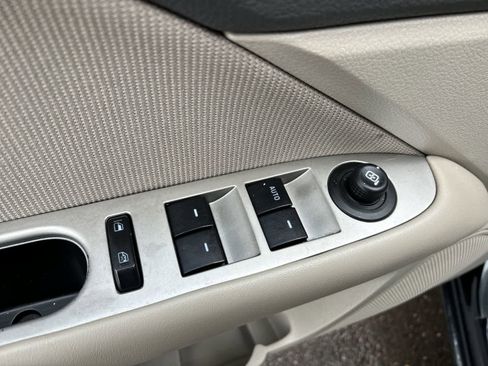 Used 2010 Ford Fusion Hybrid image 11