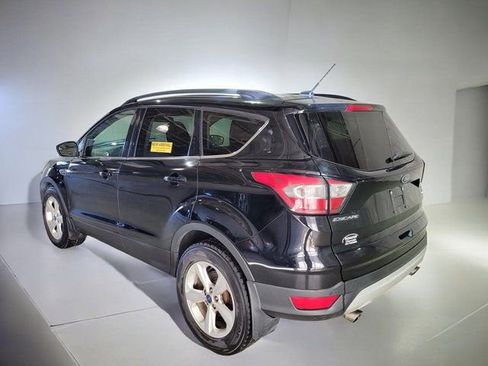 Used 2018 Ford Escape SE image 17