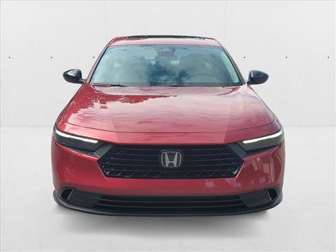 New 2025 Honda Accord SE image 2