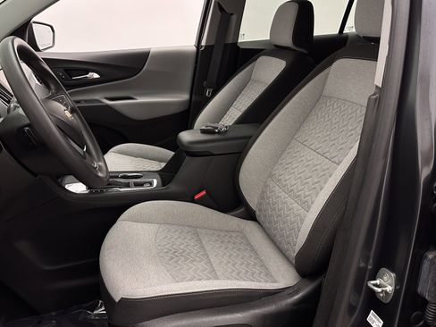 Used 2022 Chevrolet Equinox LS image 22