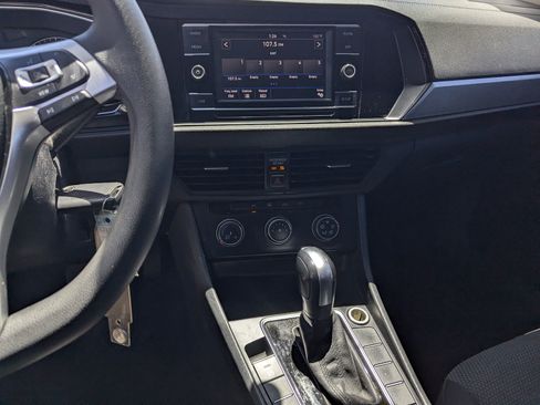 Used 2019 Volkswagen Jetta S FWD image 10