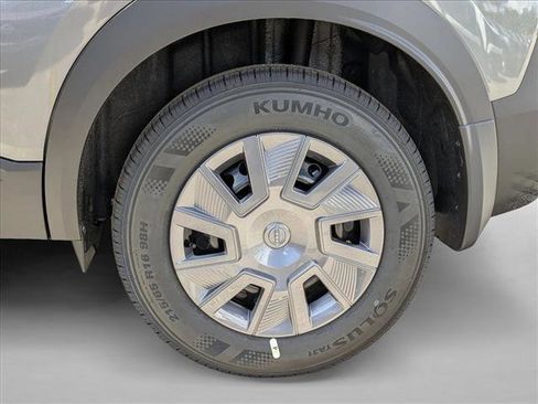 New 2026 Nissan Kicks S image 9