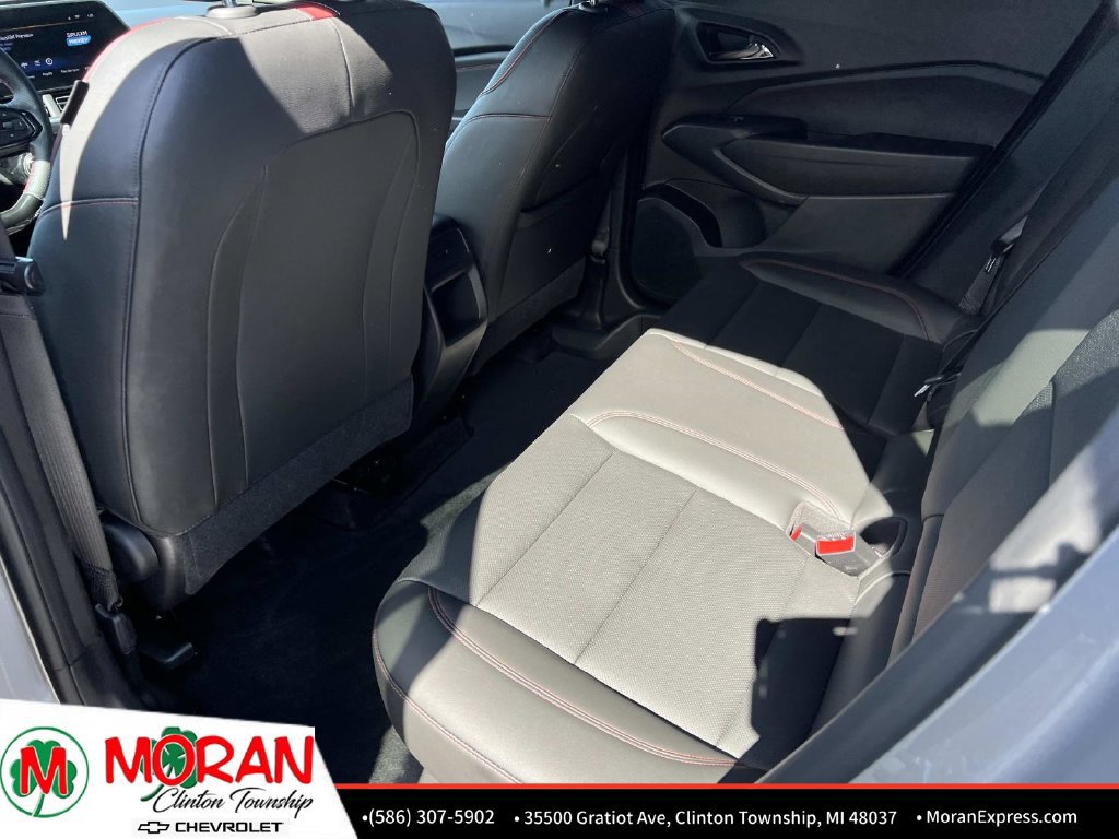 Certified 2024 Chevrolet Trax RS w/ Driver Confidence Package FWD image 13