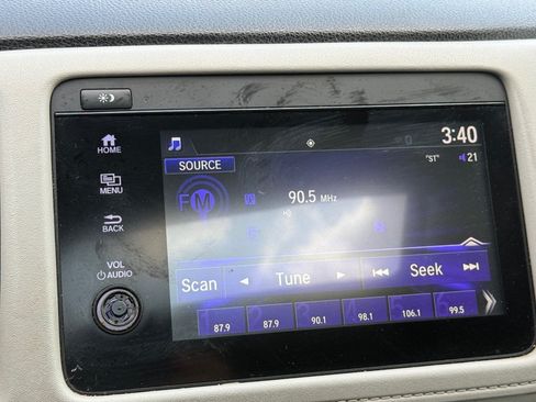 Used 2021 Honda HR-V EX image 15