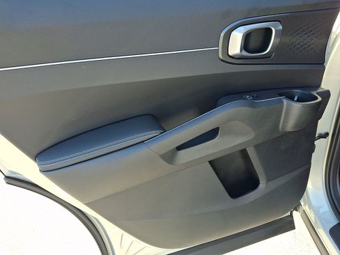 New 2026 Kia Sorento EX AWD/4WD image 8