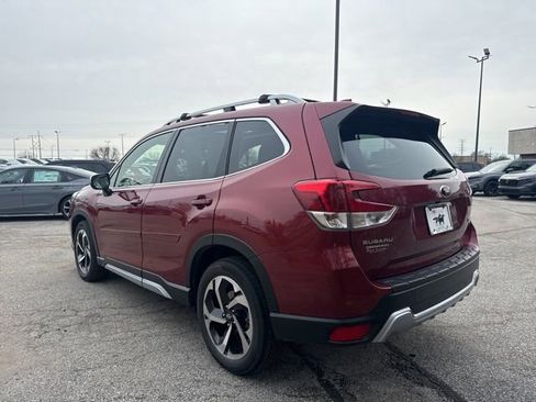 Used 2023 Subaru Forester Touring image 4
