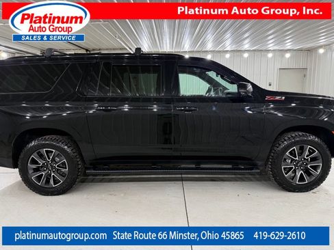 Used 2021 Chevrolet Suburban Z71 w/ Z71 Signature Package AWD/4WD image 6